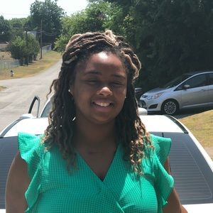 Meet your Posher, Janay